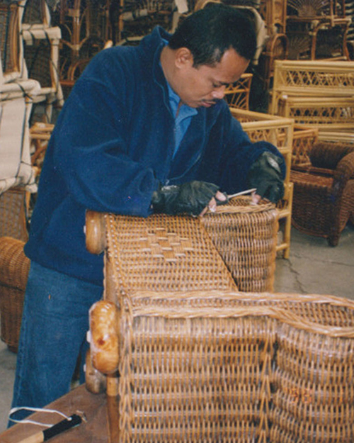 owner kharisma