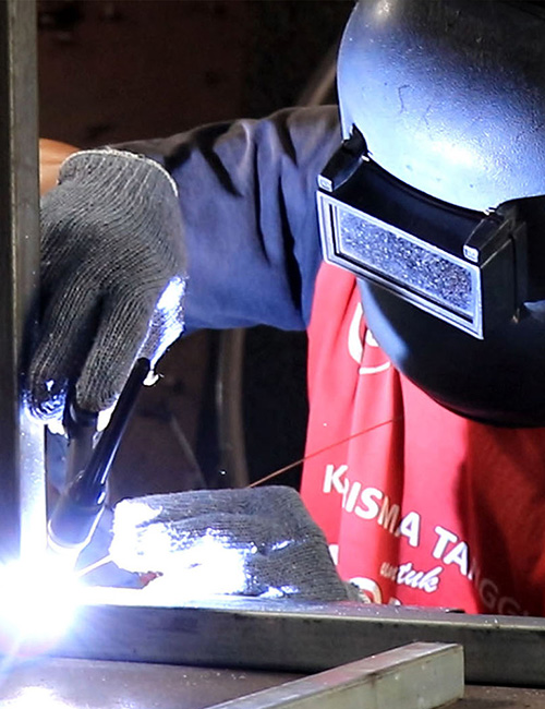 iron material production in kharisma rotan mandiri